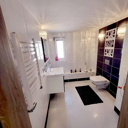 Carpe Diem Lakeside Apartment *