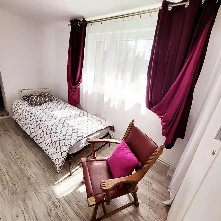 Апартаменти Carpe Diem Lakeside