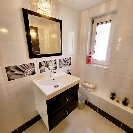 Carpe Diem Lakeside Apartment *