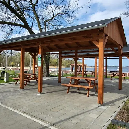 Апартаменти Carpe Diem Lakeside